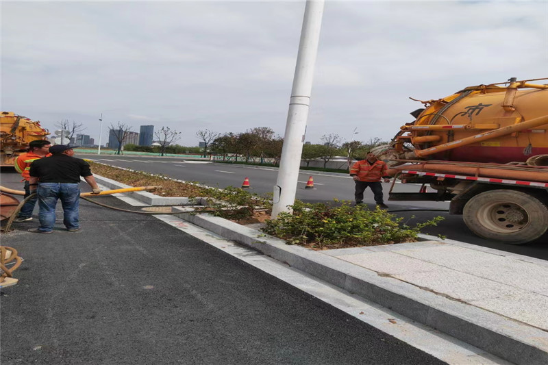 华南热作学院雨水管道清淤-污水管道清洗